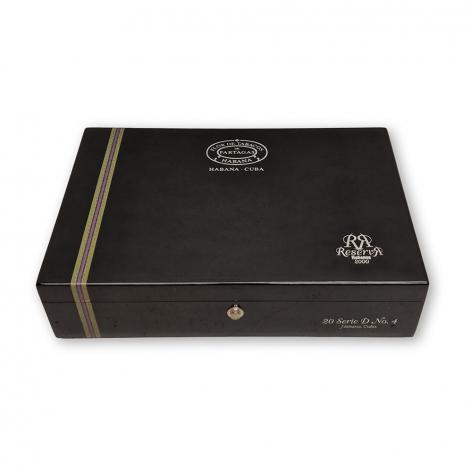 Lot 330 - Partagas Serie D No.4 Reserva
