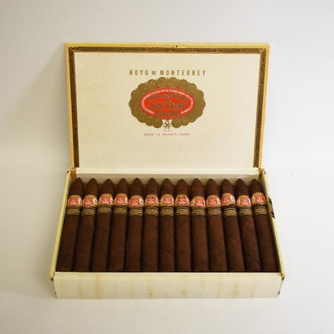 Lot 331 - Hoyo de Monterrey Piramides 