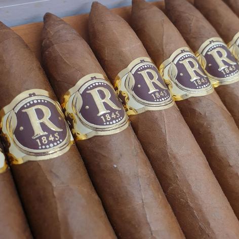 Lot 331 - Vegas Robaina Unicos