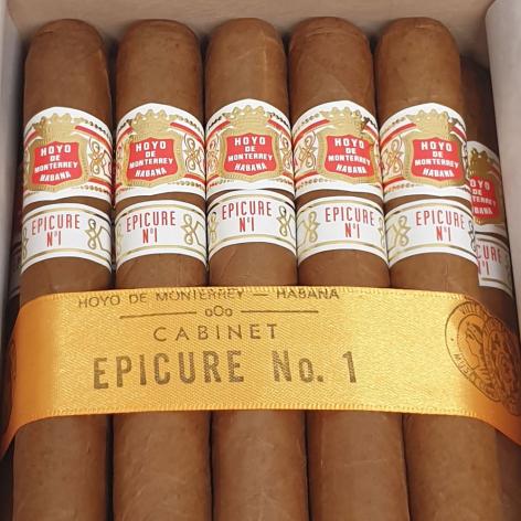 Lot 335 - Hoyo De Monterrey Epicure No. 1