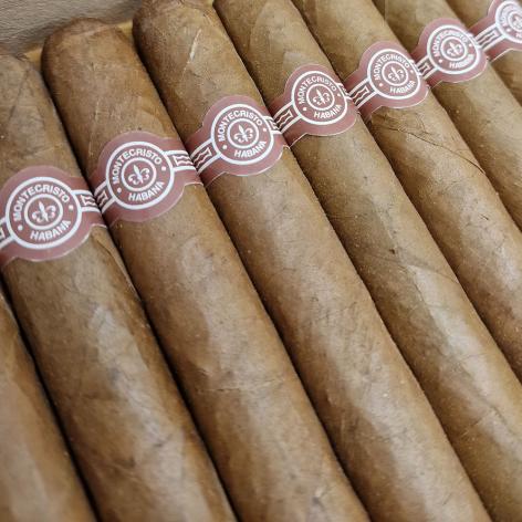 Lot 338 - Montecristo B