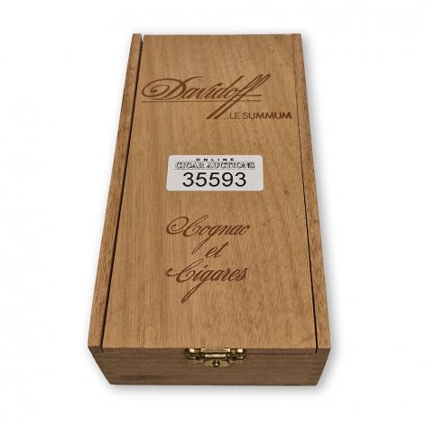 Lot 339 - Davidoff Tubos