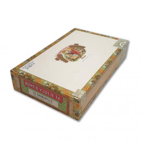 Lot 33 - Romeo y Julieta Churchills