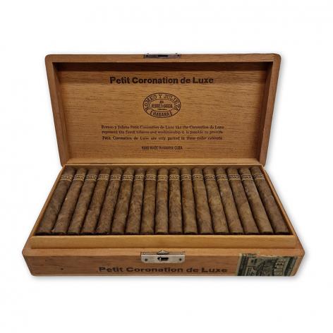 Lot 343 - Romeo y Julieta Petit Coronation de Luxe
