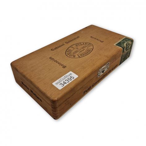 Lot 343 - Romeo y Julieta Petit Coronation de Luxe