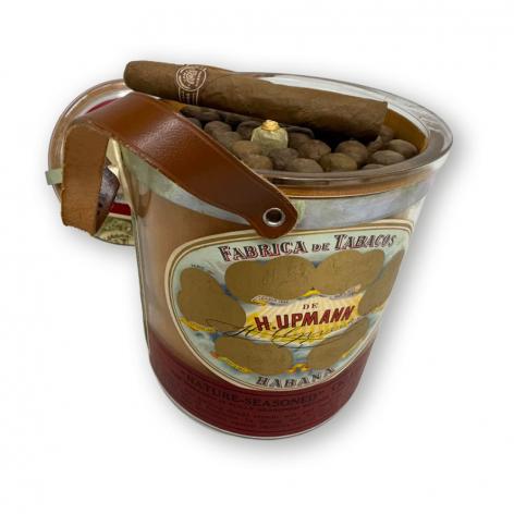 Lot 346 - H. Upmann Petit coronas