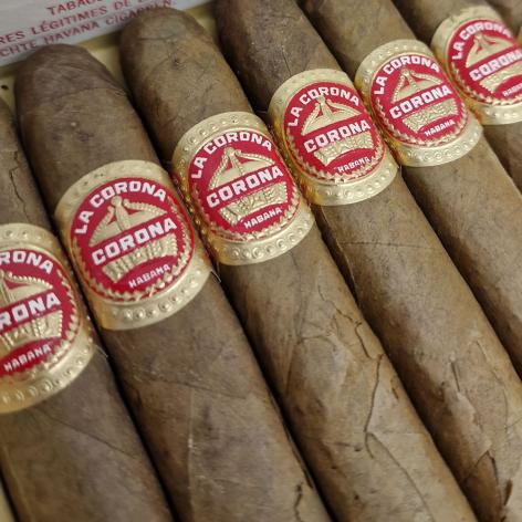 Lot 346 - La Corona Coronas
