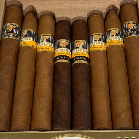 Lot 347 - Cohiba Seleccion 50 Aniversario Travel Humidor
