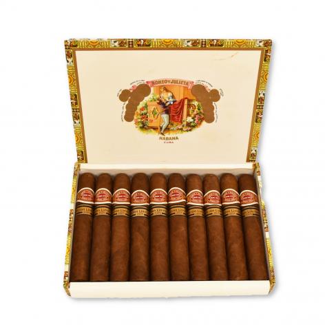 Lot 348 - Romeo y Julieta  Duke 