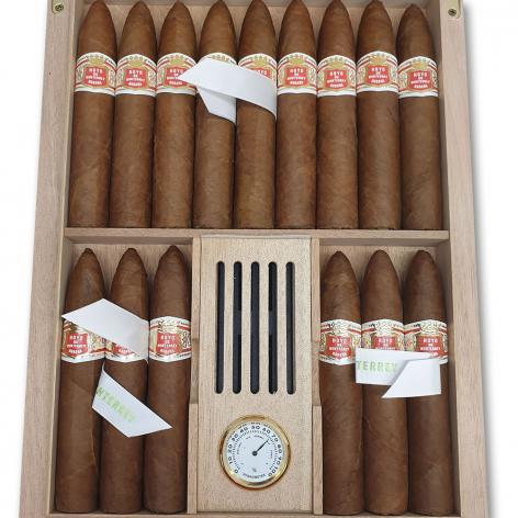 Lot 349 - Hoyo de Monterrey Petit Belicosos Travel Humidor 