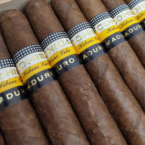 Lot 34 - Cohiba Secretos