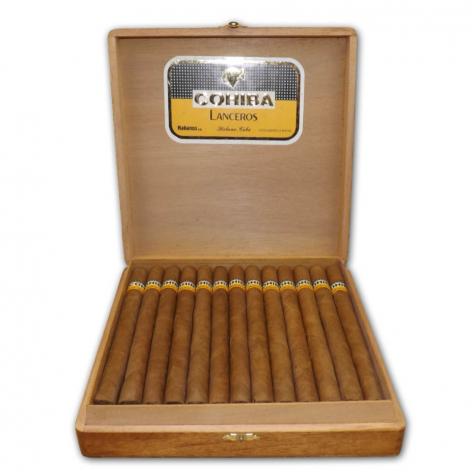 Lot 34 - Cohiba Lanceros