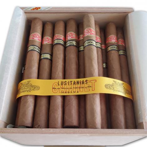 Lot 350 - Partagas Lusiatainia 