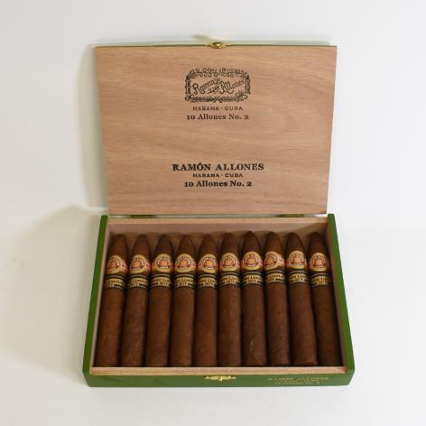 Lot 350 - Ramon Allones No.2