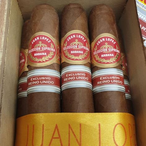 Lot 352 - Juan Lopez Seleccion Suprema 