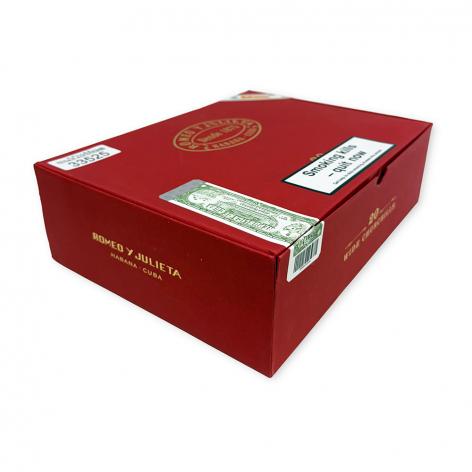 Lot 352 - Romeo y Julieta Wide Churchills Travel Humidor