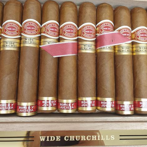 Lot 353 - Romeo y Julieta Wide Churchills Travel Humidor