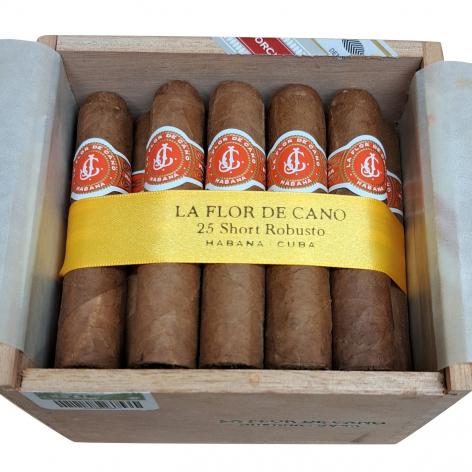 Lot 354 - La Flor de Cano Short Robusto