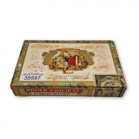 Lot 355 - Romeo y Julieta Seleccion Reservada No. 3