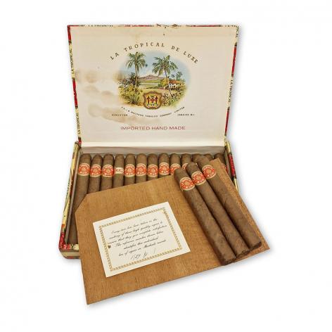 Lot 359 - La Tropical de Luxe Petit Coronas