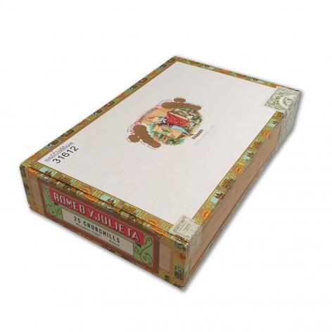 Lot 35 - Romeo y Julieta Churchills