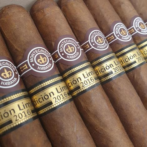 Lot 361 - Montecristo Dantes