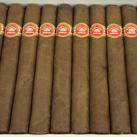 Lot 361 - H. Upmann Super coronas 