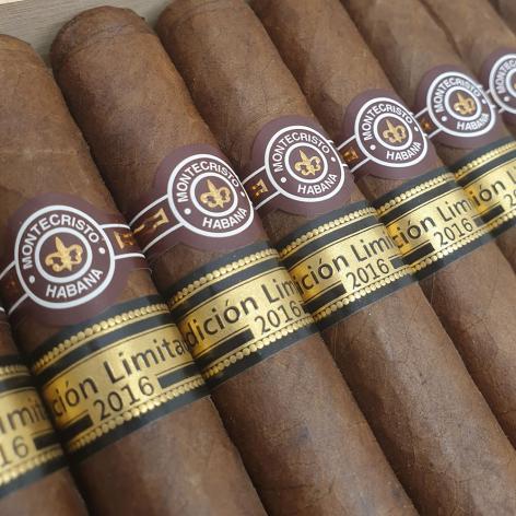Lot 362 - Montecristo Dantes