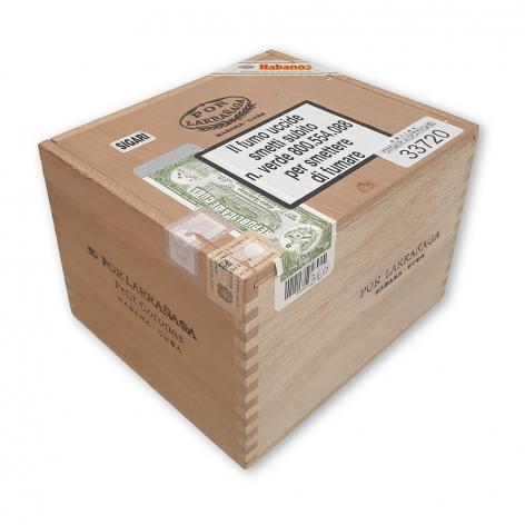 Lot 362 - Por Larranaga Petit Coronas