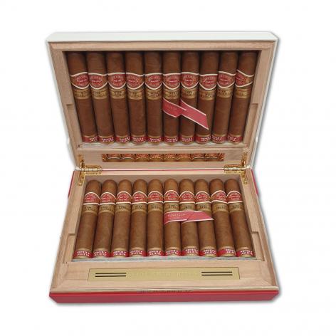 Lot 363 - Romeo y Julieta Wide Churchills Travel Humidor