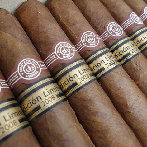 Lot 363 - Montecristo Sublimes 