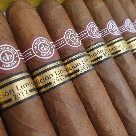 Lot 363 - Montecristo 520