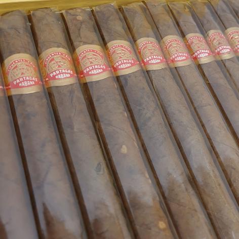 Lot 366 - Partagas Chicos