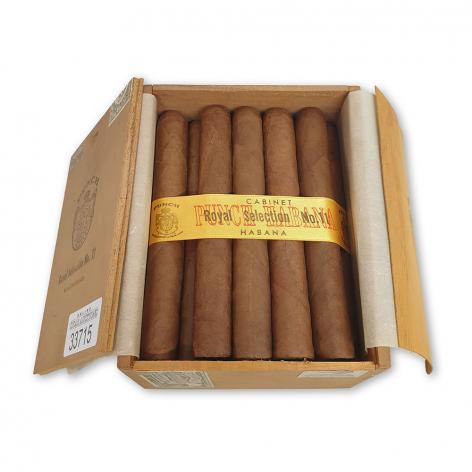 Lot 367 - Punch Royal Selection No. 11