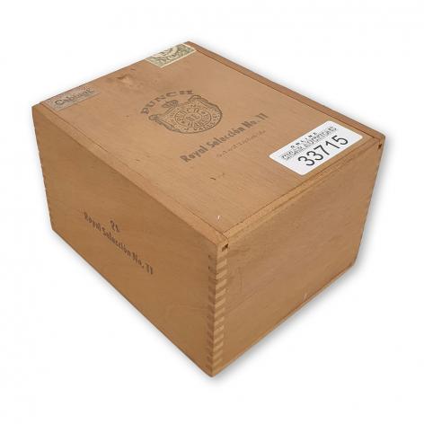 Lot 367 - Punch Royal Selection No. 11