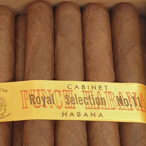 Lot 367 - Punch Royal Selection No. 11