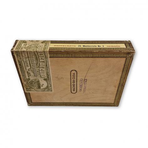 Lot 367 - Montecristo No. 3