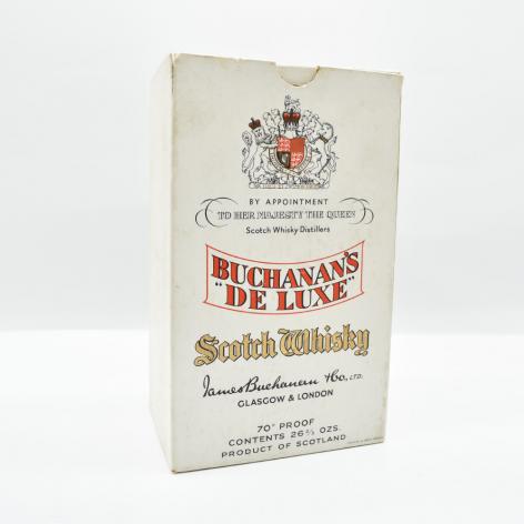 Lot 367 - Buchanans De Luxe Spring Cap Bottled 1950s/60s