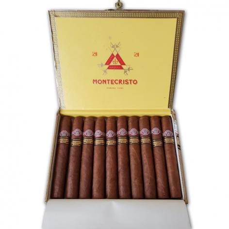 Lot 368 - Montecristo 520