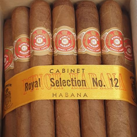 Lot 368 - Punch Royal Selection No. 12
