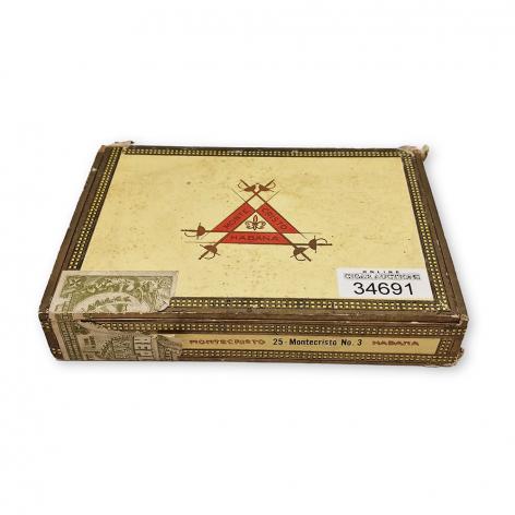 Lot 368 - Montecristo No. 3