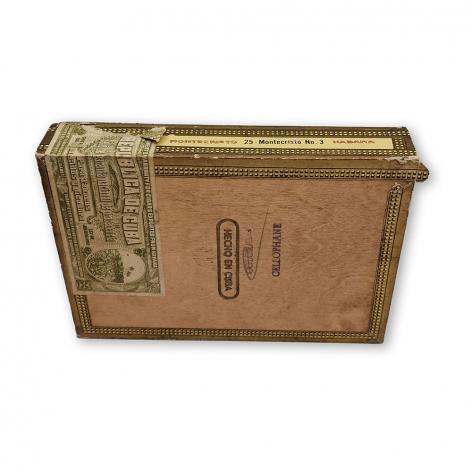 Lot 368 - Montecristo No. 3