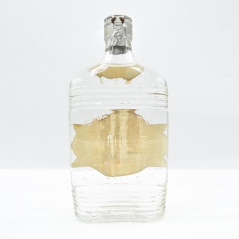 Lot 368 - Burnett's White Satin Gin Spring Cap 