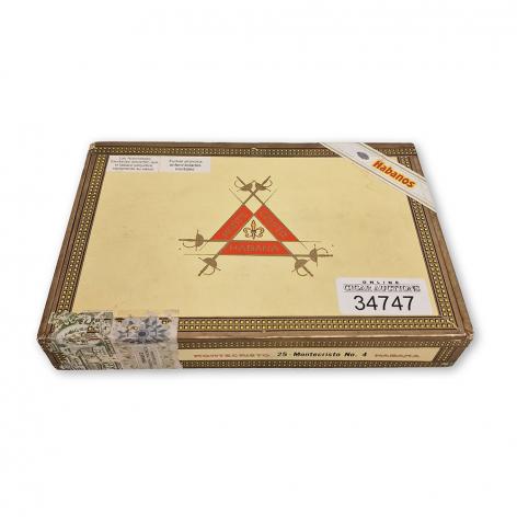 Lot 369 - Montecristo No. 4