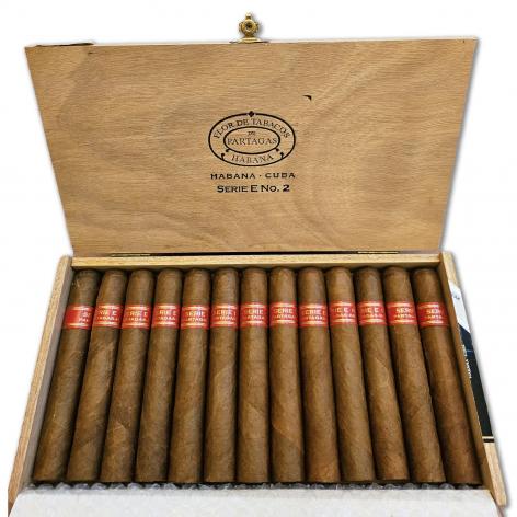 Lot 36 - Partagas Serie E No 2 