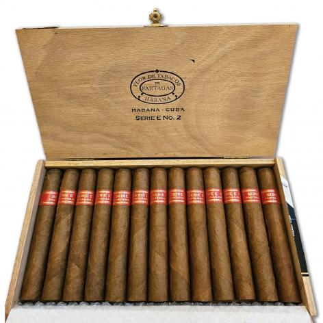 Lot 36 - Partagas Serie E No 2 