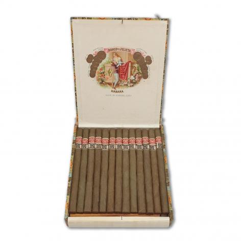 Lot 36 - Romeo y Julieta Palmas Reales 