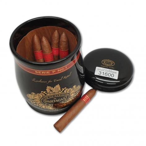 Lot 370 - Partagas Serie P No.1