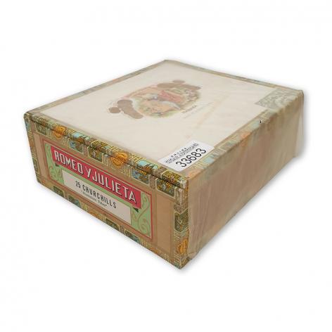 Lot 371 - Romeo y Julieta Churchills