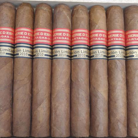 Lot 375 - Partagas Serie D Especial